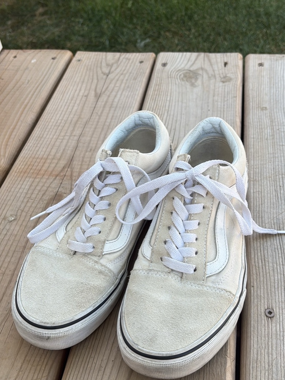 Vans cream/Ivory Old Skool Low Top Sneakers